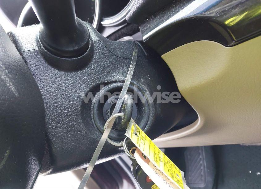 Photo 11 of 2011 Kia Sorento LX (VIN 5XYKTCA10BG081250)