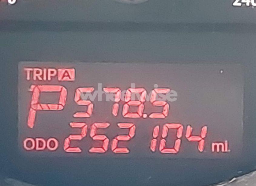 Photo 15 of 2011 Kia Sorento LX (VIN 5XYKTCA10BG112609)