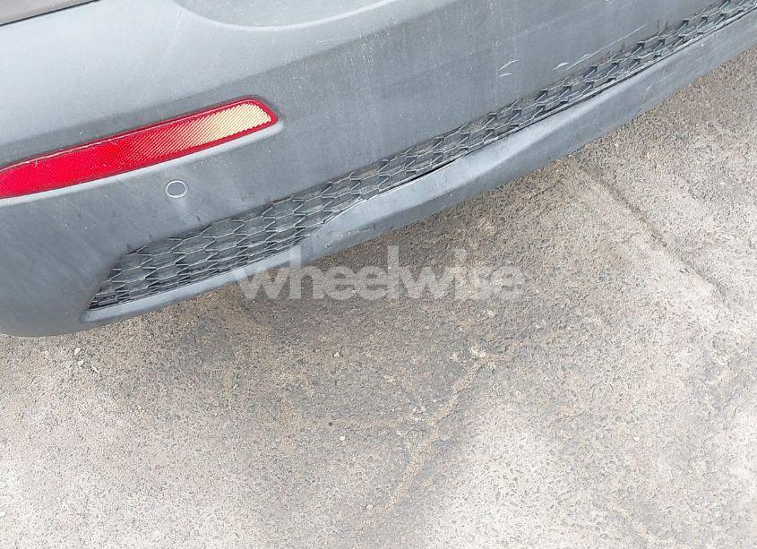 Photo 13 of 2011 Kia Sorento LX (VIN 5XYKTCA19BG087600)