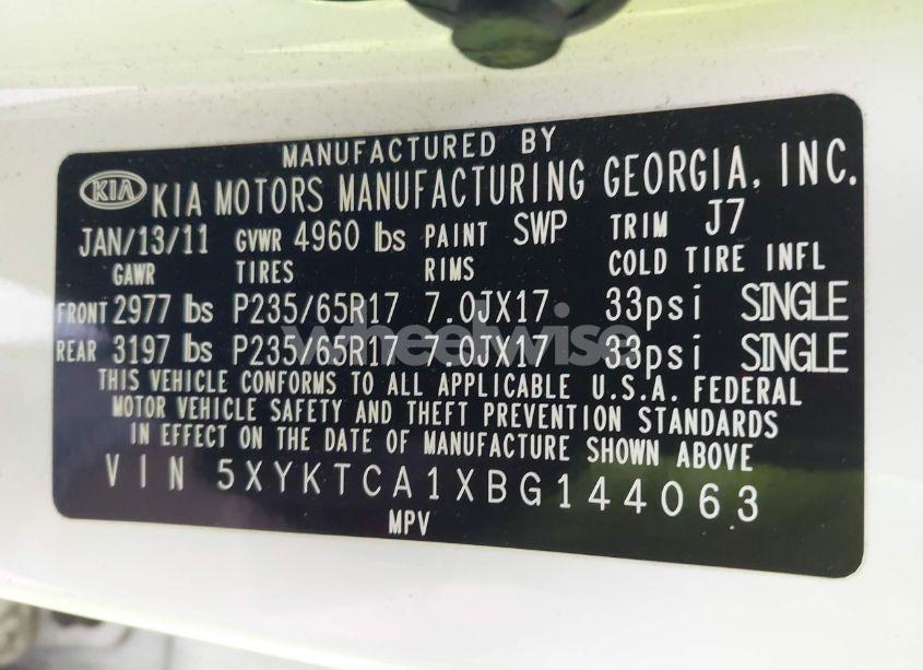 Photo 9 of 2011 Kia Sorento LX (VIN 5XYKTCA1XBG144063)