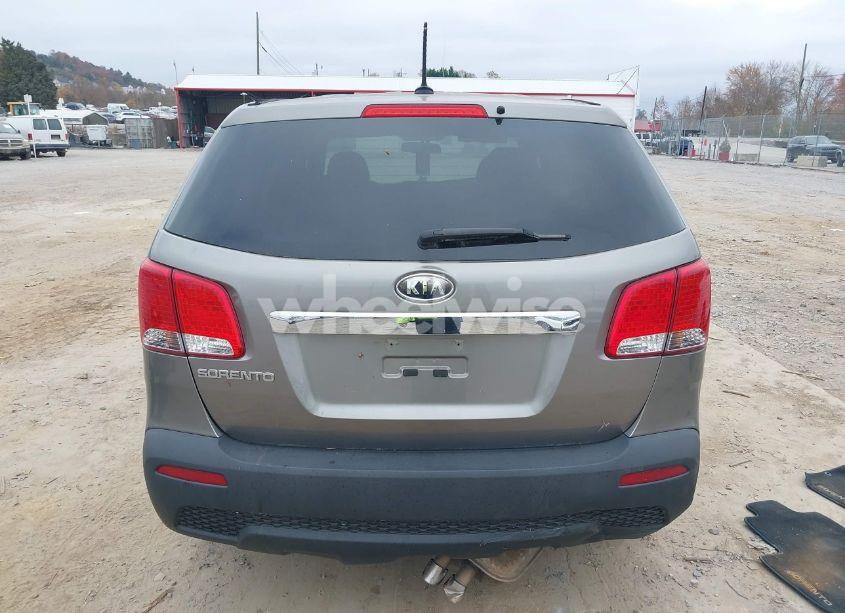 Photo 15 of 2012 Kia Sorento LX (VIN 5XYKTCA60CG221472)