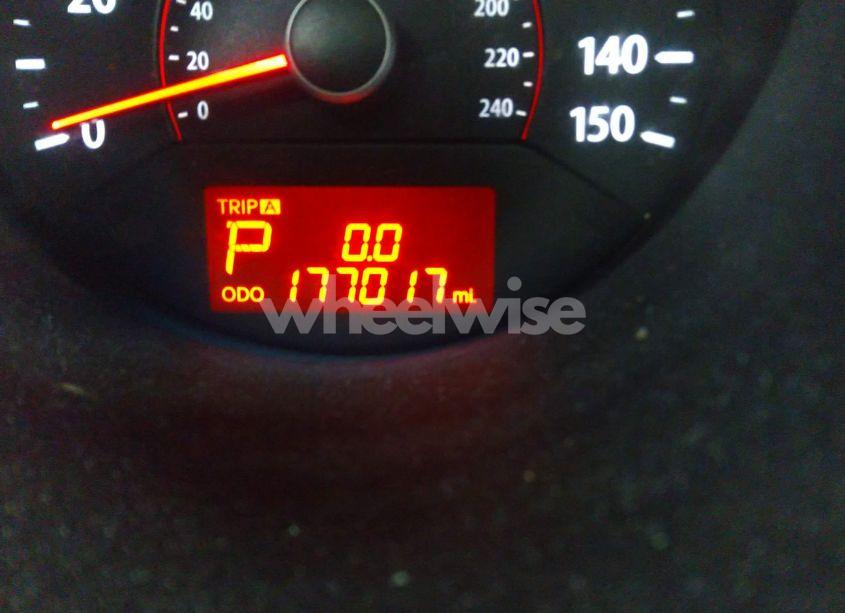 Photo 15 of 2013 Kia Sorento LX (VIN 5XYKTCA60DG408695)