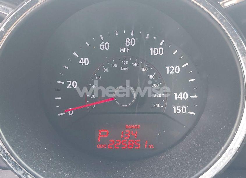 Photo 7 of 2013 Kia Sorento LX (VIN 5XYKTCA60DG418613)