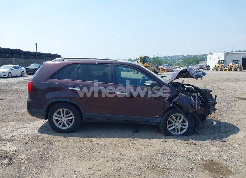 Photo 14 of 2014 Kia Sorento LX (VIN 5XYKTCA60EG476142)