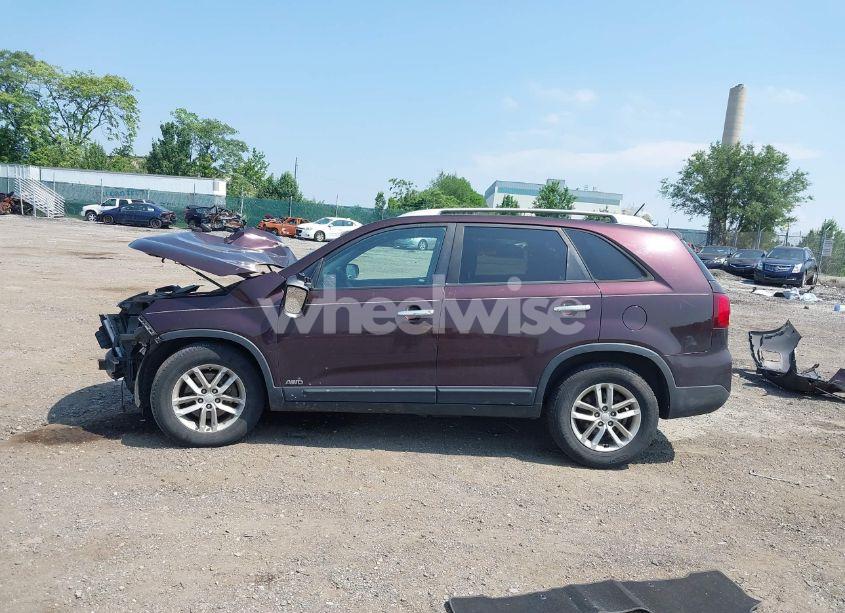 Photo 15 of 2014 Kia Sorento LX (VIN 5XYKTCA60EG476142)