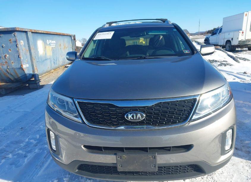 Photo 6 of 2014 Kia Sorento LX (VIN 5XYKTCA60EG509270)