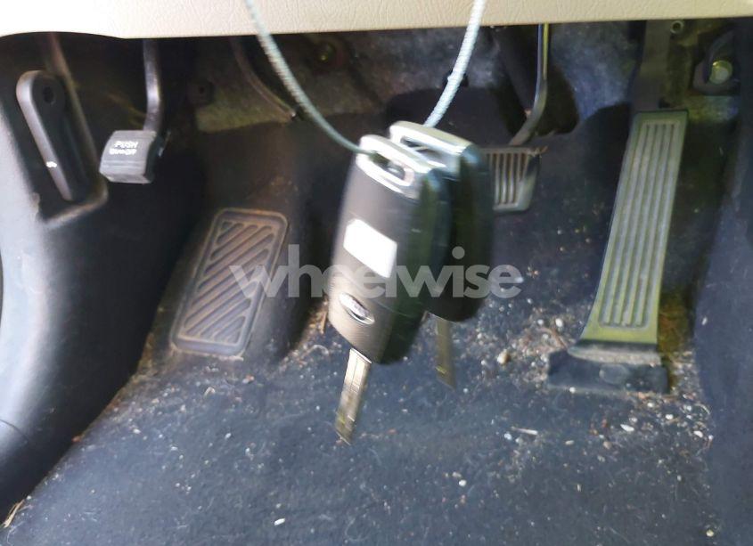 Photo 11 of 2015 Kia Sorento LX (VIN 5XYKTCA60FG638823)