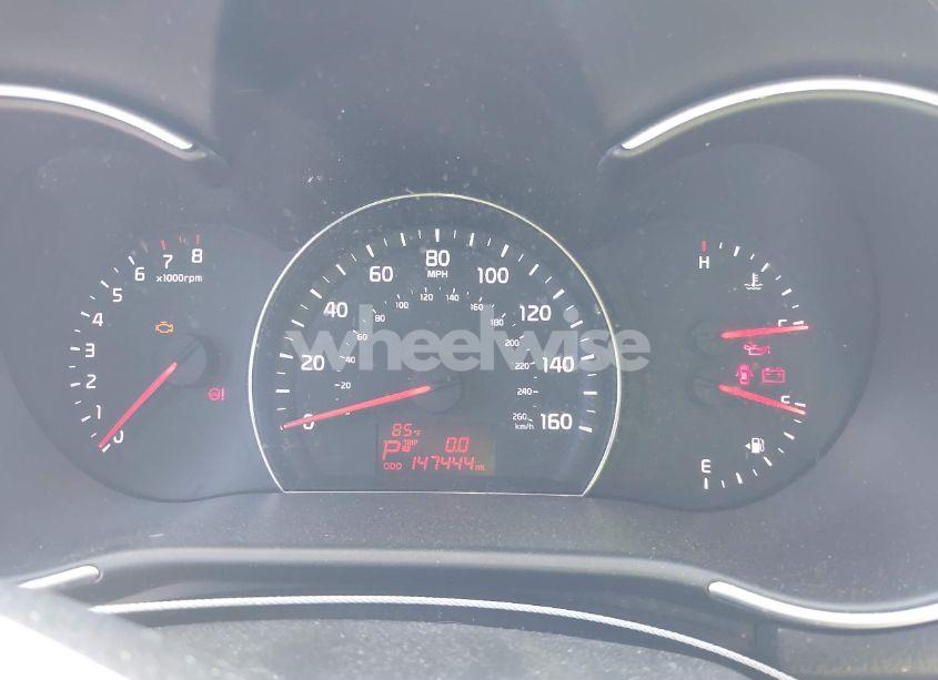 Photo 7 of 2015 Kia Sorento LX (VIN 5XYKTCA60FG638823)