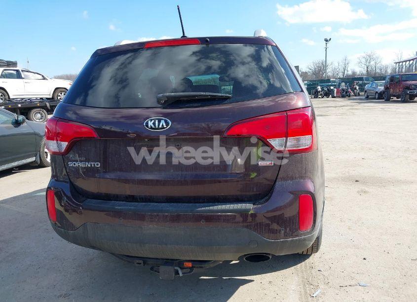 Photo 17 of 2015 Kia Sorento LX (VIN 5XYKTCA60FG644704)
