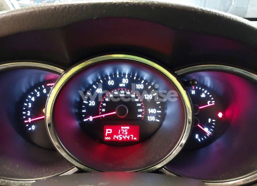 Photo 7 of 2013 Kia Sorento LX (VIN 5XYKTCA61DG332775)