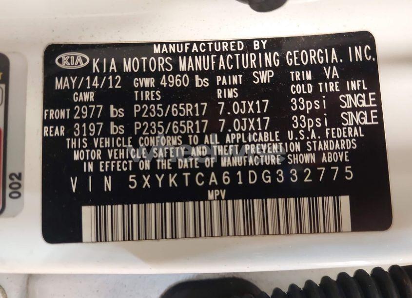 Photo 9 of 2013 Kia Sorento LX (VIN 5XYKTCA61DG332775)