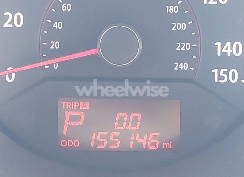 Photo 16 of 2013 Kia Sorento LX (VIN 5XYKTCA61DG371141)