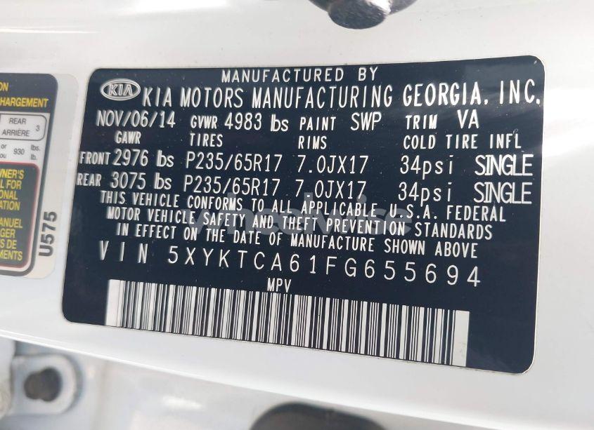 Photo 9 of 2015 Kia Sorento LX (VIN 5XYKTCA61FG655694)