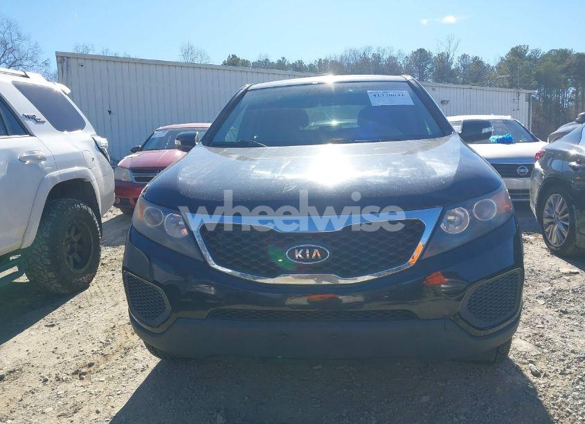 Photo 12 of 2013 Kia Sorento LX (VIN 5XYKTCA62DG345910)