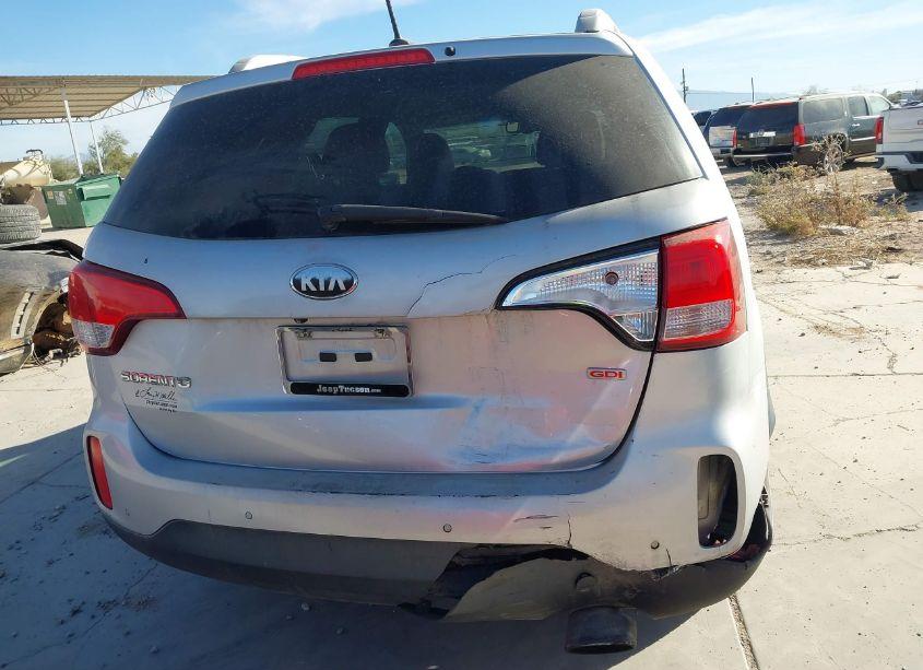 Photo 16 of 2014 Kia Sorento LX (VIN 5XYKTCA62EG446690)
