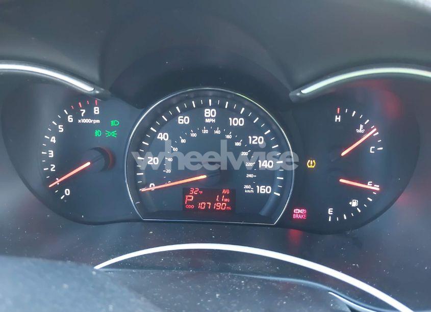 Photo 7 of 2014 Kia Sorento LX (VIN 5XYKTCA62EG456300)