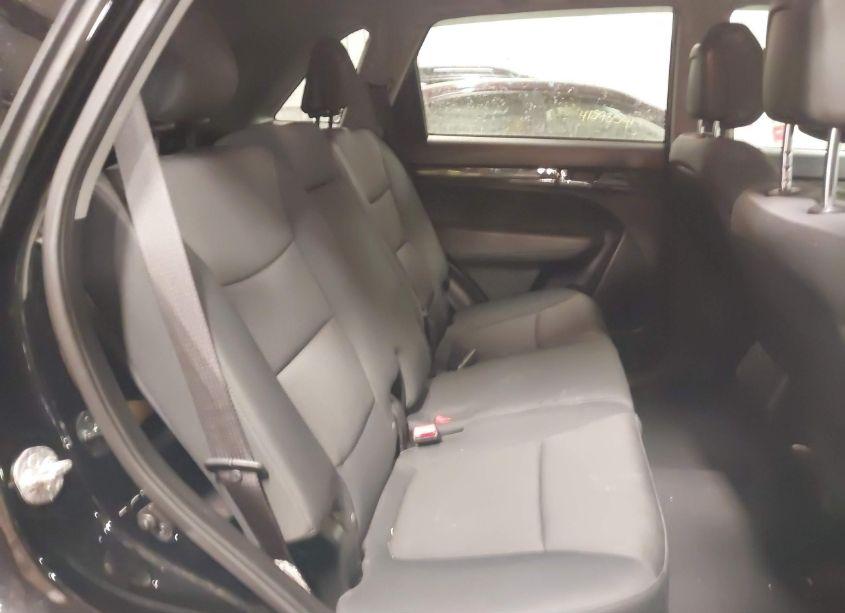 Photo 8 of 2012 Kia Sorento LX (VIN 5XYKTCA63CG207467)
