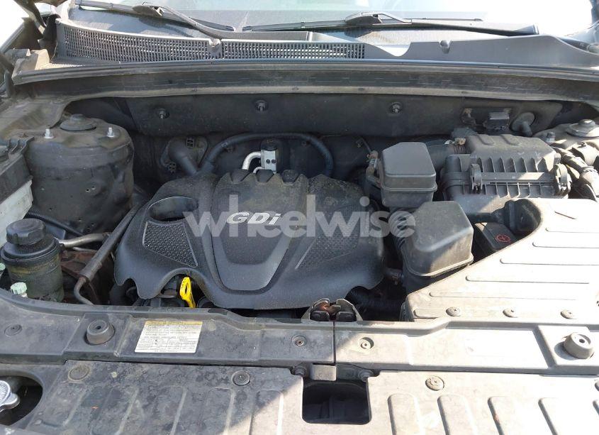 Photo 10 of 2012 Kia Sorento LX (VIN 5XYKTCA63CG304104)