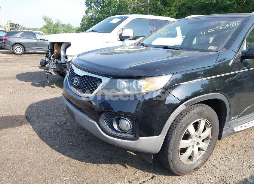 Photo 6 of 2012 Kia Sorento LX (VIN 5XYKTCA63CG304104)
