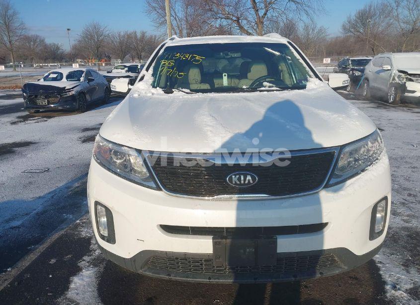 Photo 12 of 2014 Kia Sorento LX (VIN 5XYKTCA63EG530226)