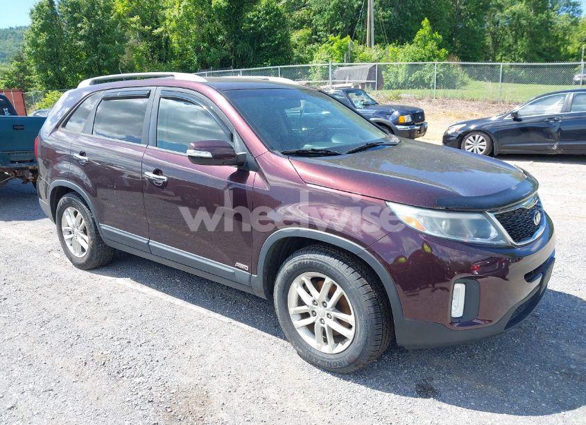Photo 6 of 2014 Kia Sorento LX (VIN 5XYKTCA64EG474572)