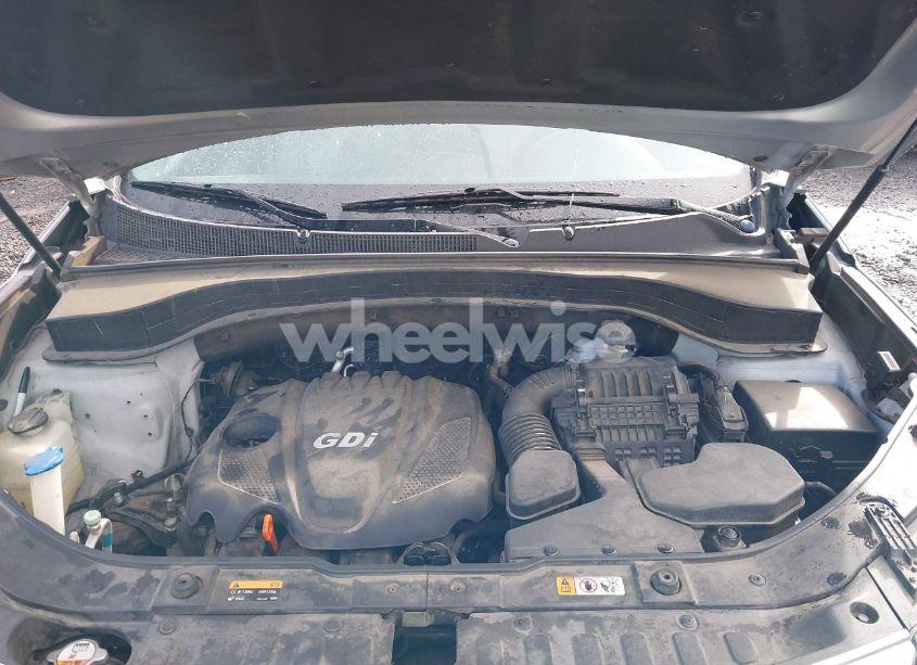 Photo 10 of 2014 Kia Sorento LX (VIN 5XYKTCA64EG486222)