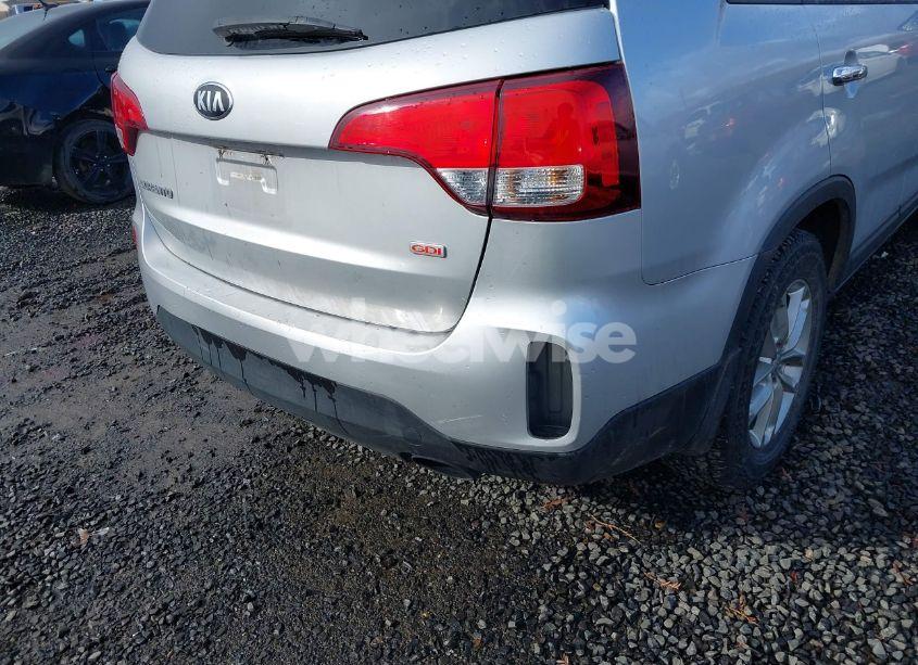 Photo 6 of 2014 Kia Sorento LX (VIN 5XYKTCA64EG486222)