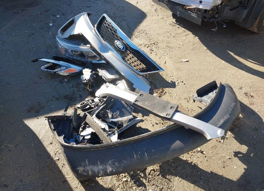 Photo 12 of 2014 Kia Sorento LX (VIN 5XYKTCA64EG522992)