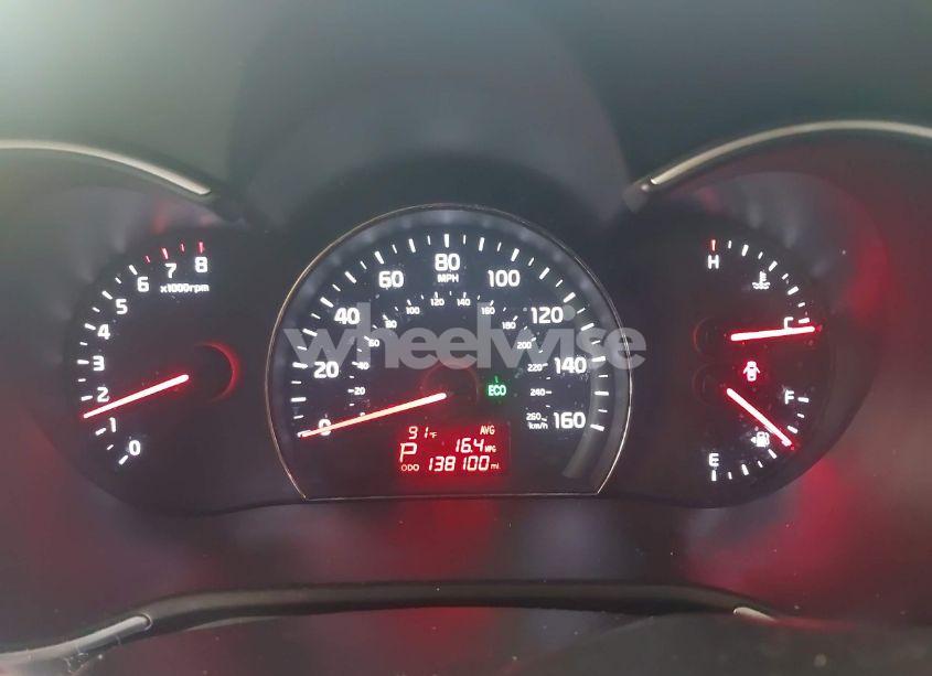 Photo 7 of 2015 Kia Sorento LX (VIN 5XYKTCA64FG607865)