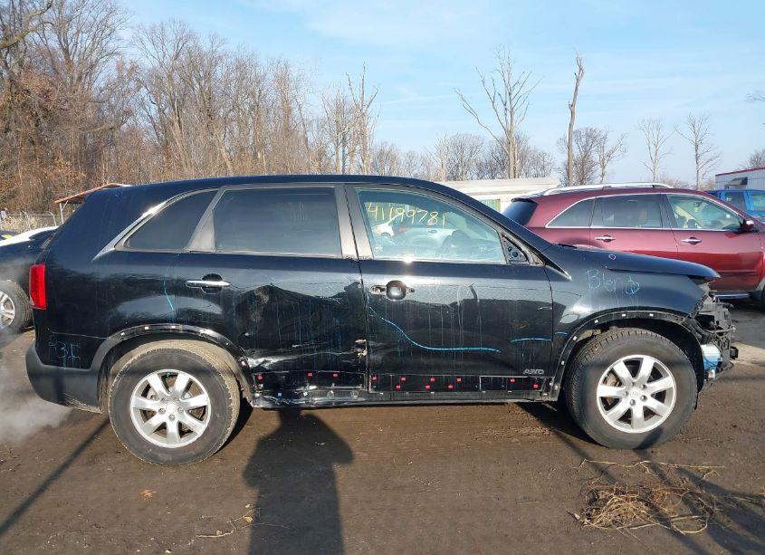 Photo 14 of 2012 Kia Sorento LX (VIN 5XYKTCA65CG198125)