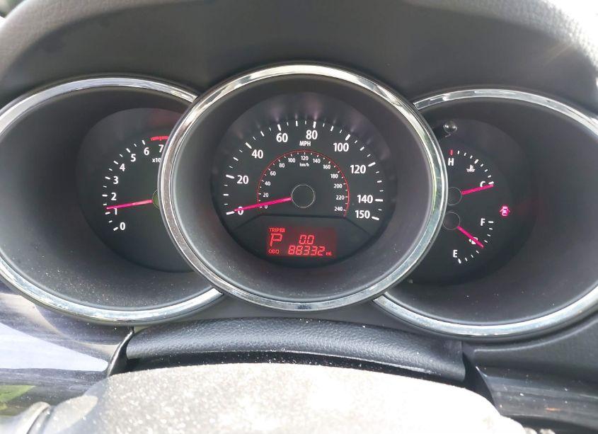 Photo 7 of 2012 Kia Sorento LX (VIN 5XYKTCA65CG198125)