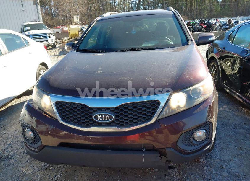 Photo 12 of 2012 Kia Sorento LX (VIN 5XYKTCA65CG273860)