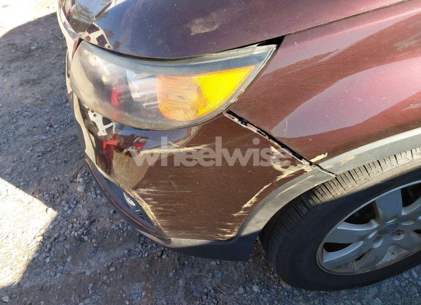 Photo 6 of 2012 Kia Sorento LX (VIN 5XYKTCA65CG273860)