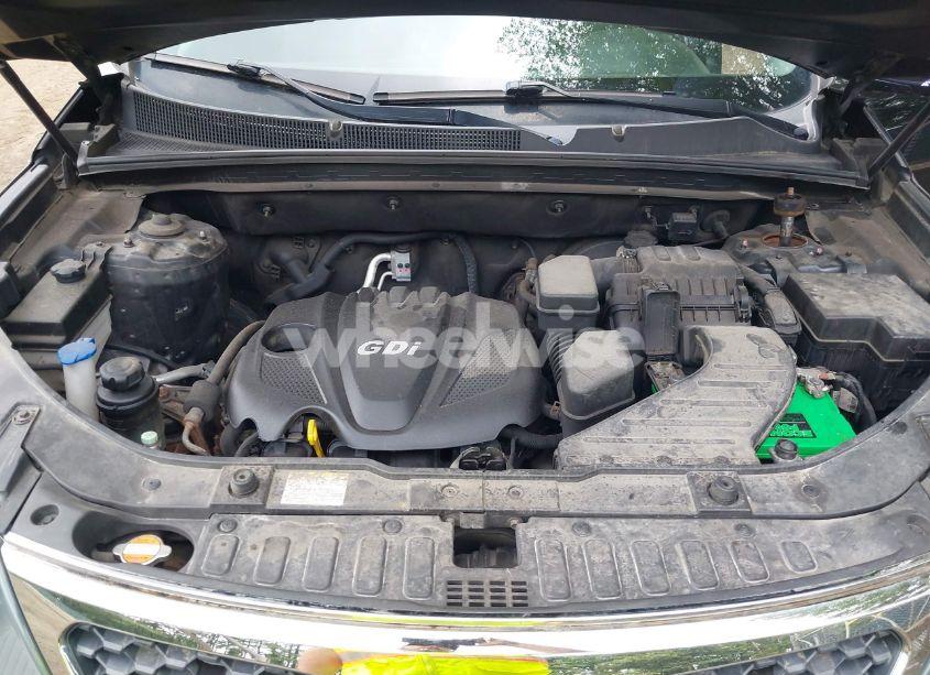 Photo 10 of 2012 Kia Sorento LX (VIN 5XYKTCA65CG294921)