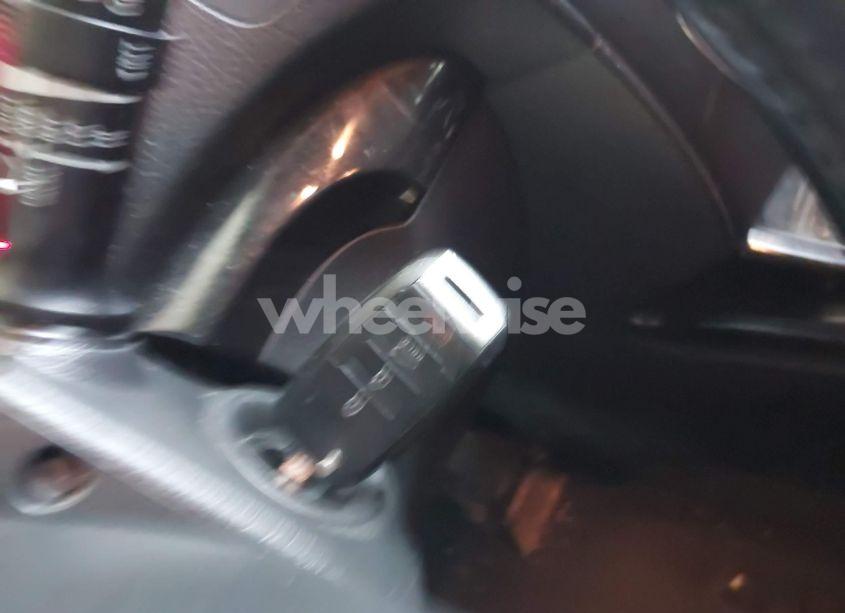 Photo 11 of 2015 Kia Sorento LX (VIN 5XYKTCA65FG585570)