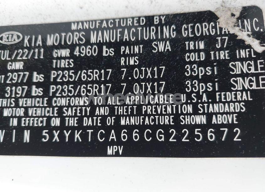Photo 9 of 2012 Kia Sorento LX (VIN 5XYKTCA66CG225672)