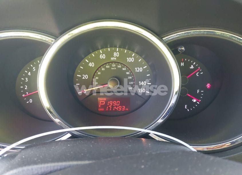 Photo 7 of 2012 Kia Sorento LX (VIN 5XYKTCA66CG279229)