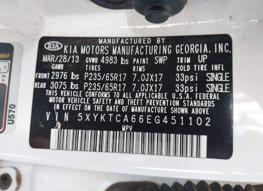 Photo 9 of 2014 Kia Sorento LX (VIN 5XYKTCA66EG451102)