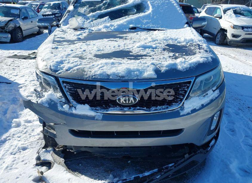 Photo 12 of 2014 Kia Sorento LX (VIN 5XYKTCA66EG479353)