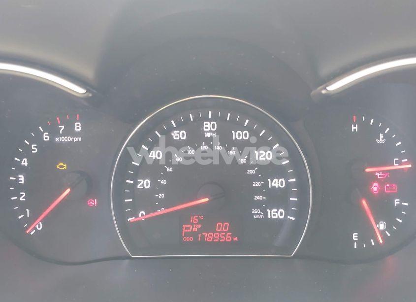 Photo 7 of 2014 Kia Sorento LX (VIN 5XYKTCA66EG506003)