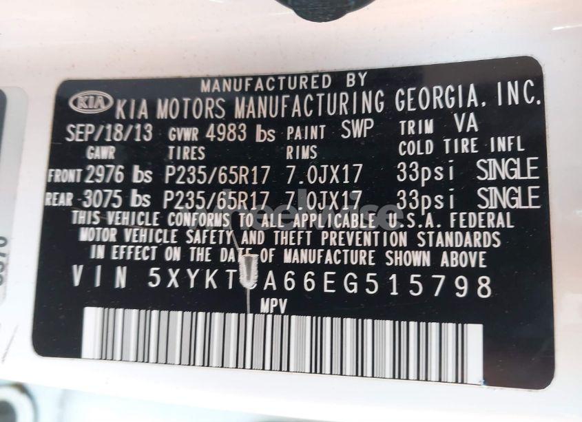 Photo 9 of 2014 Kia Sorento LX (VIN 5XYKTCA66EG515798)