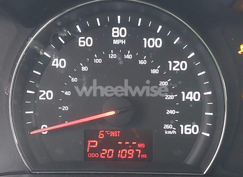 Photo 14 of 2014 Kia Sorento LX (VIN 5XYKTCA66EG517227)