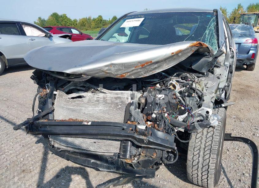 Photo 6 of 2015 Kia Sorento LX (VIN 5XYKTCA66FG624120)