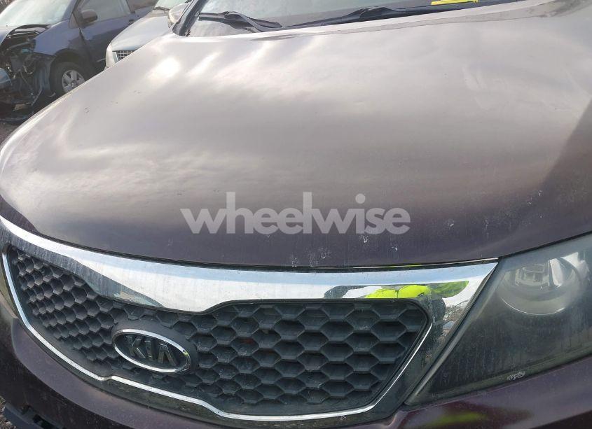 Photo 10 of 2012 Kia Sorento LX (VIN 5XYKTCA67CG279160)