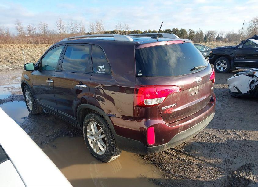 Photo 3 of 2014 Kia Sorento LX (VIN 5XYKTCA67EG479071)