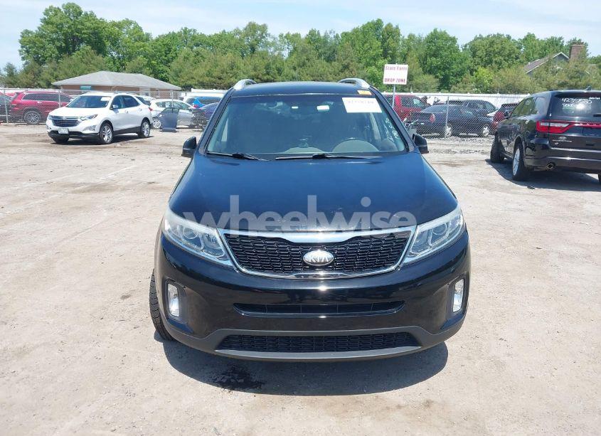 Photo 11 of 2014 Kia Sorento LX (VIN 5XYKTCA67EG484187)