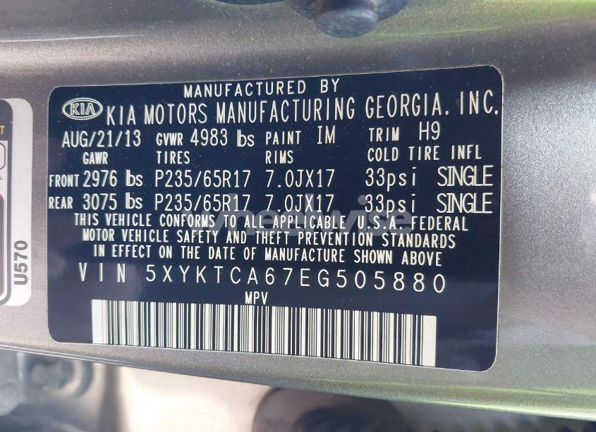 Photo 9 of 2014 Kia Sorento LX (VIN 5XYKTCA67EG505880)