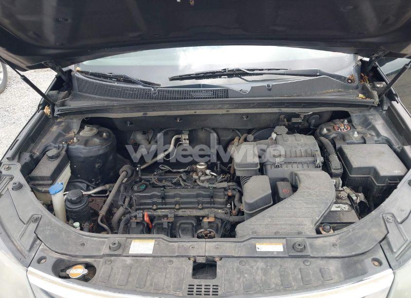 Photo 10 of 2012 Kia Sorento LX (VIN 5XYKTCA68CG206699)