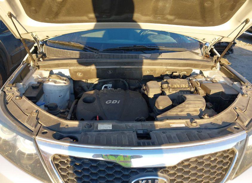 Photo 10 of 2012 Kia Sorento LX (VIN 5XYKTCA68CG309377)