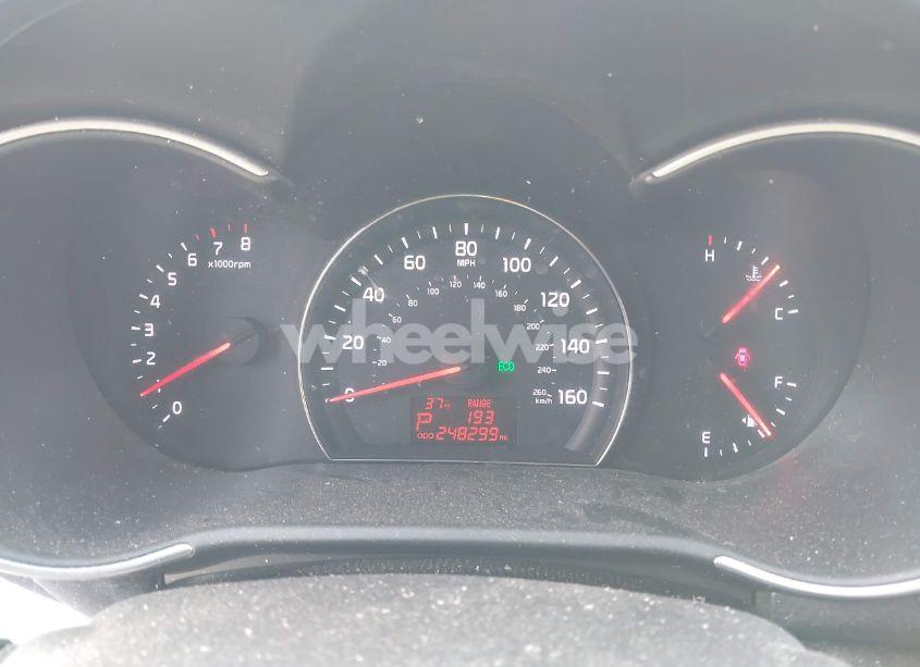 Photo 7 of 2014 Kia Sorento LX (VIN 5XYKTCA68EG501000)